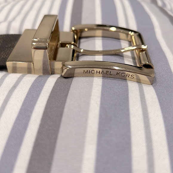 🤎Michael Kors Signature Logo Reversible Belt in Size Small - Unisex - Picture 5 of 8